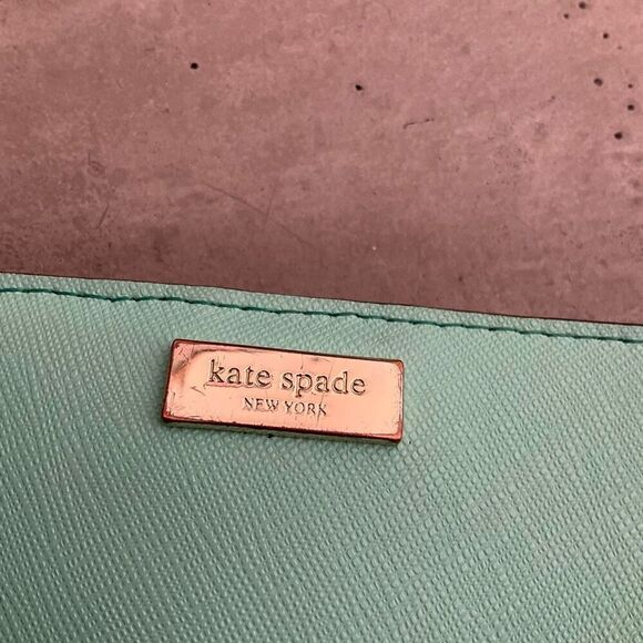 Kate Spade Bifold Wallet - Picture 3 of 8